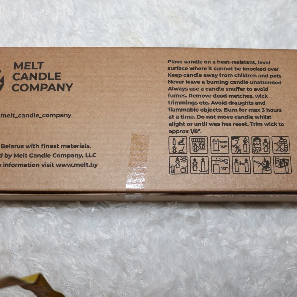 Melt Candle Company set of 10 yellow dinner taper candles 10inches long - Picture 4 of 7